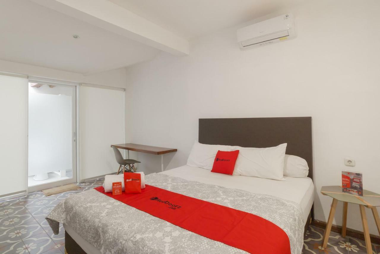 RedDoorz Plus @ Demangan Gejayan Pakualaman Exterior foto